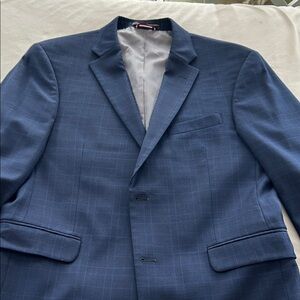 Tommy Hilfiger Dark Blue lined Plaid Blazer size 40s. Never worn